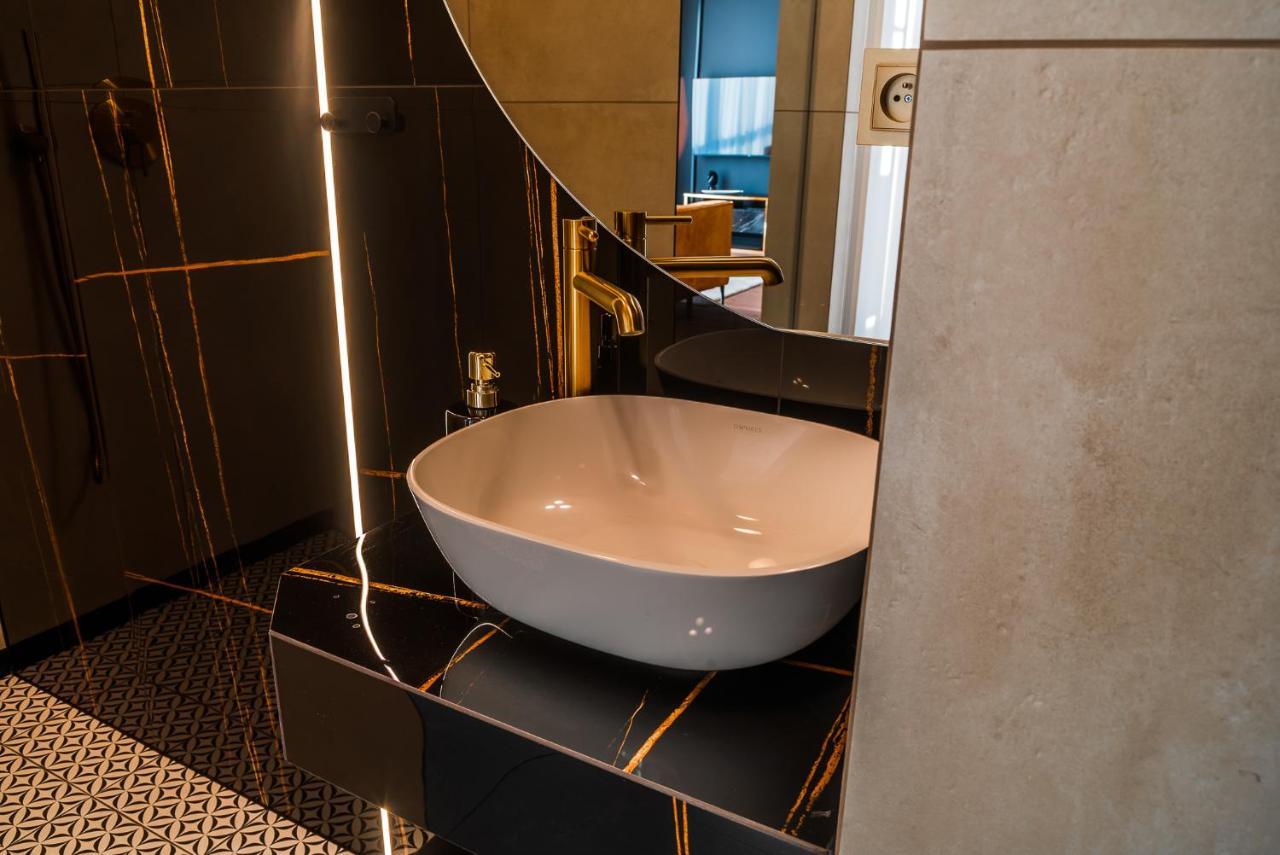 Apartament Plaza Tower 14 Pietro Кельце Екстер'єр фото